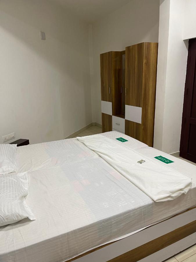Pmr Grandays Hotel มาลัพปูรัม ภายนอก รูปภาพ