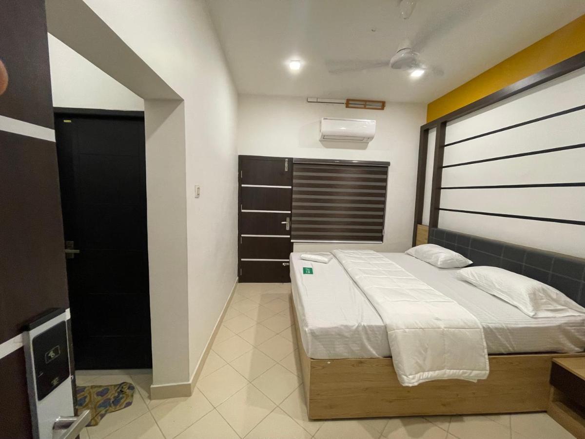 Pmr Grandays Hotel มาลัพปูรัม ภายนอก รูปภาพ